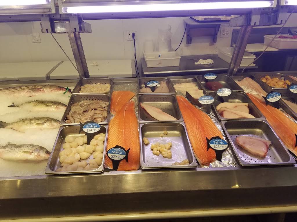 LuxefreshSeafood & Deli | restaurant | 1282 N Sea Rd, Southampton, NY 11968, USA | 6313533799 OR +1 631-353-3799