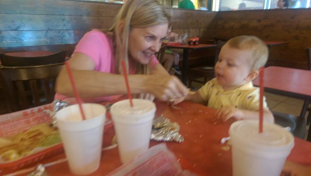 Barberitos Southwestern Grille & Cantina | restaurant | 2 S Main St #105, Watkinsville, GA 30677, USA | 7067051228 OR +1 706-705-1228