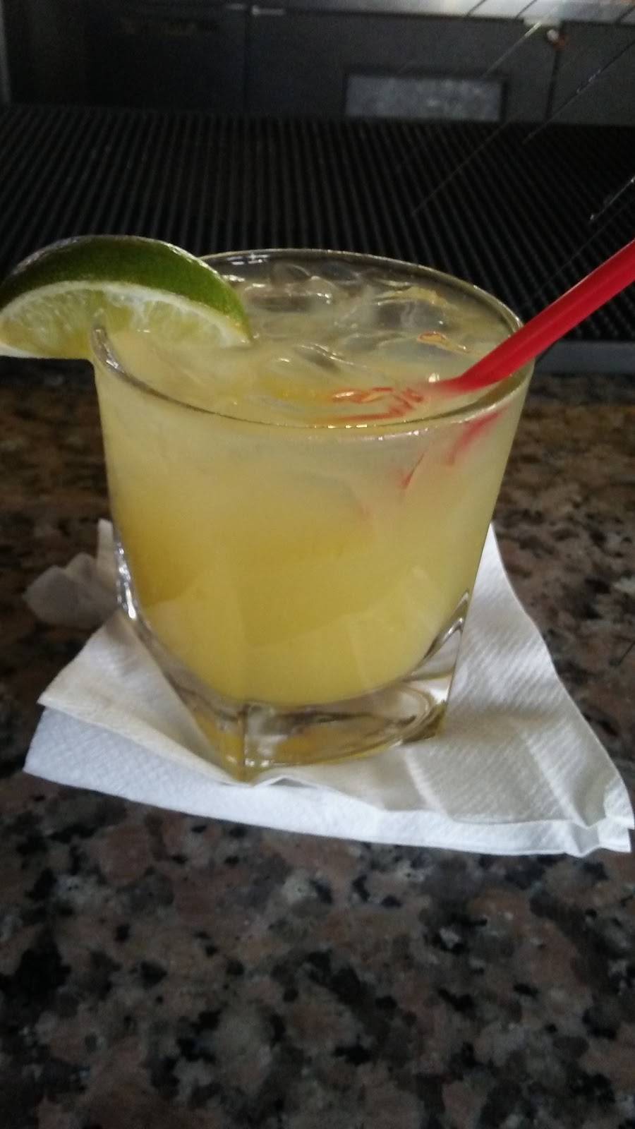 AU Lounge | restaurant | 2430 Broadway, Oakland, CA 94612, USA | 5108931411 OR +1 510-893-1411