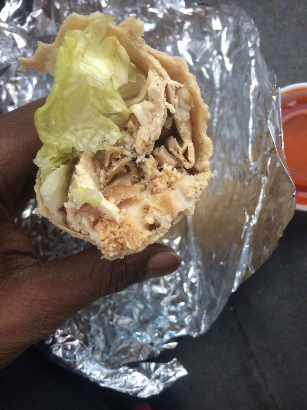 YAYAS Flame Broiled Chicken | restaurant | 11355 S Saginaw St, Grand Blanc, MI 48439, USA | 8109539292 OR +1 810-953-9292