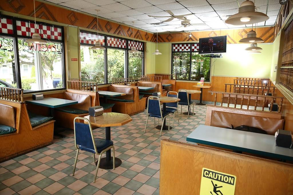 New England Pizza & Subs | meal takeaway | 1115 Providence Rd, Whitinsville, MA 01588, USA | 5082341888 OR +1 508-234-1888