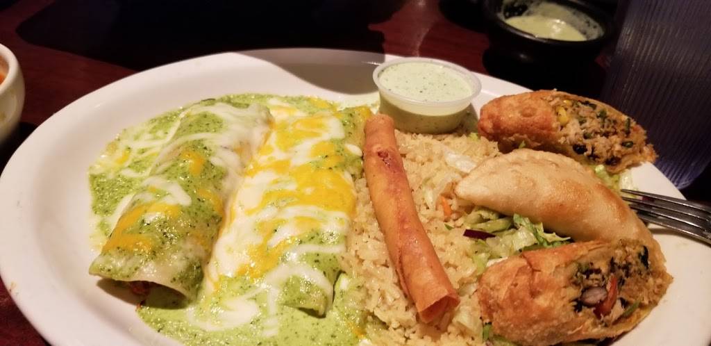 Gringos Mexican Kitchen | restaurant | 19330 I-45, Spring, TX 77373, USA | 8323813345 OR +1 832-381-3345