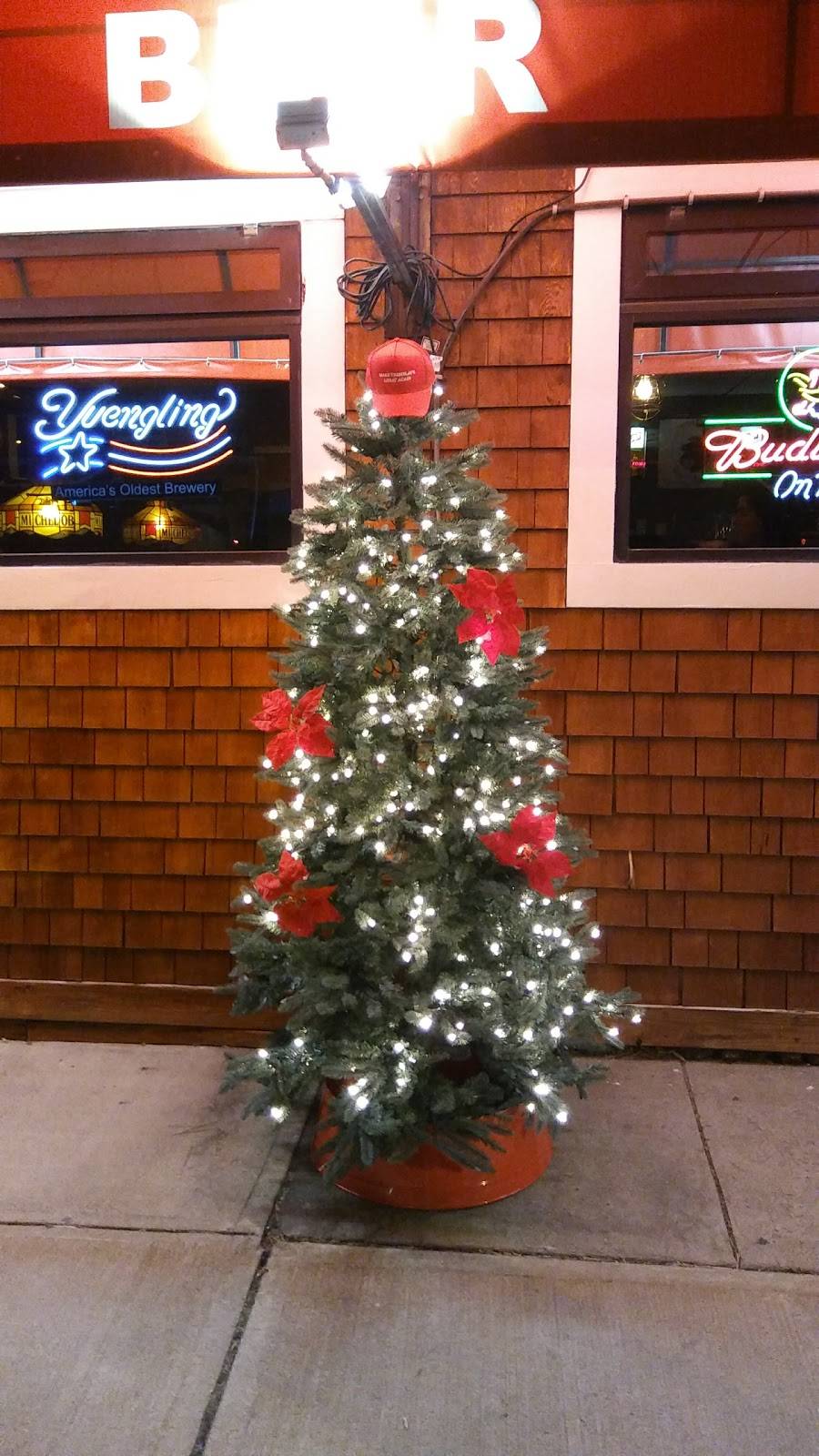 Tremblays | restaurant | 514 Park Ave, Portsmouth, RI 02871, USA | 4016839899 OR +1 401-683-9899