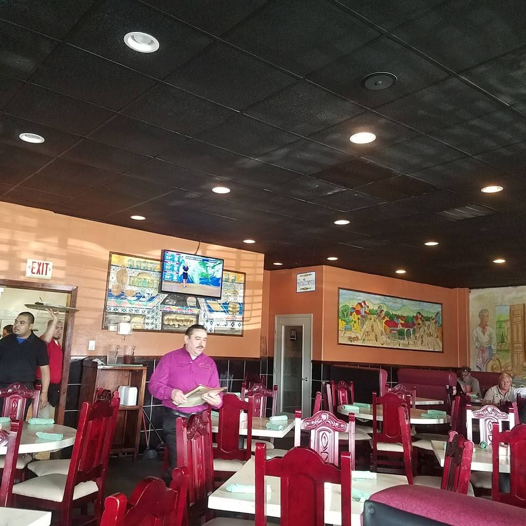 Juanitas Mexican Restaurant | restaurant | 2728 W T C Jester Blvd, Houston, TX 77018, USA | 7136808011 OR +1 713-680-8011