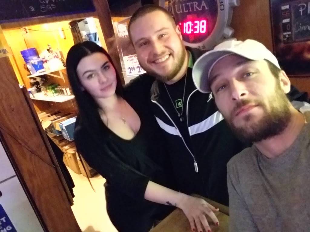 Fritzs Taproom | restaurant | 1913 Hamburg St, Schenectady, NY 12304, USA | 5183829547 OR +1 518-382-9547