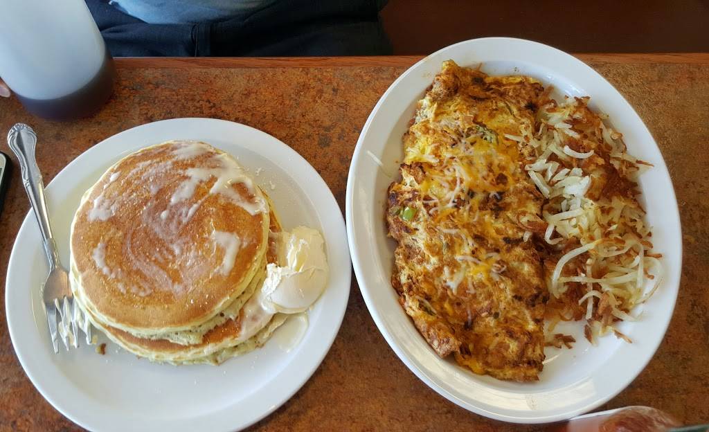 Flap Jacks | restaurant | 7435 W 10th St, Indianapolis, IN 46214, USA | 3172730123 OR +1 317-273-0123