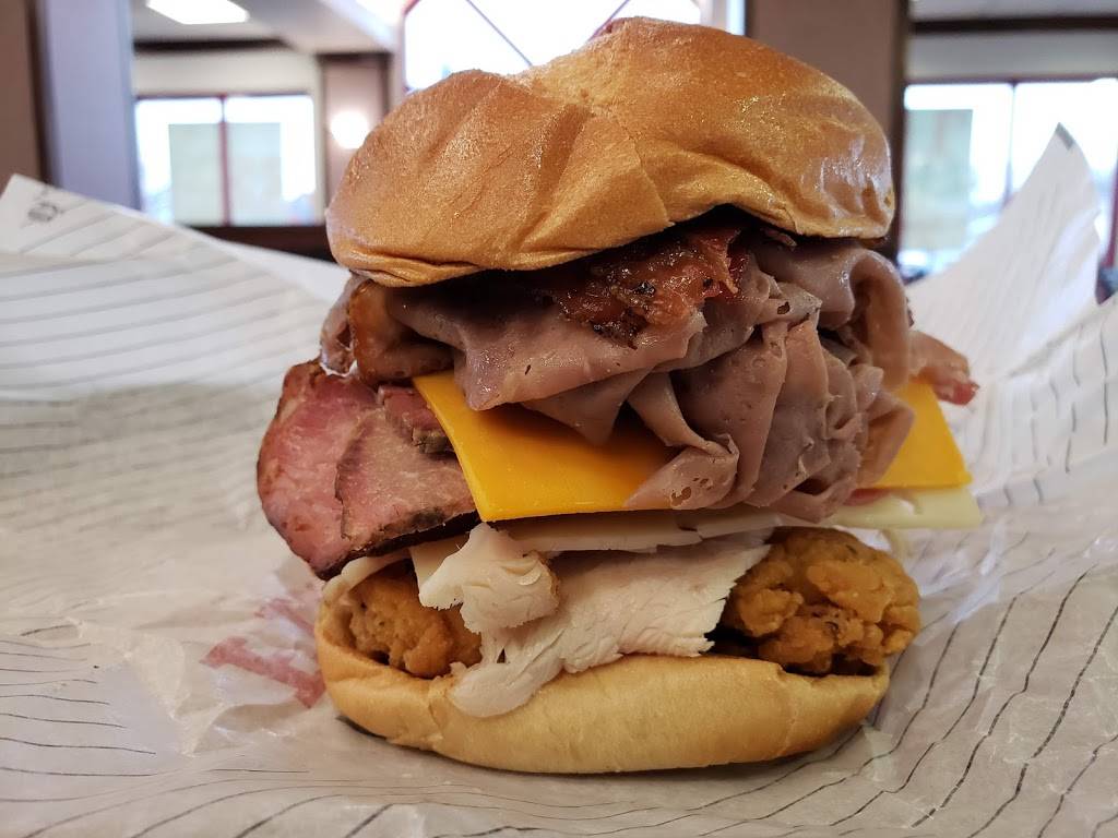 Arbys | restaurant | 2073 E Market St, Akron, OH 44312, USA | 3307335808 OR +1 330-733-5808