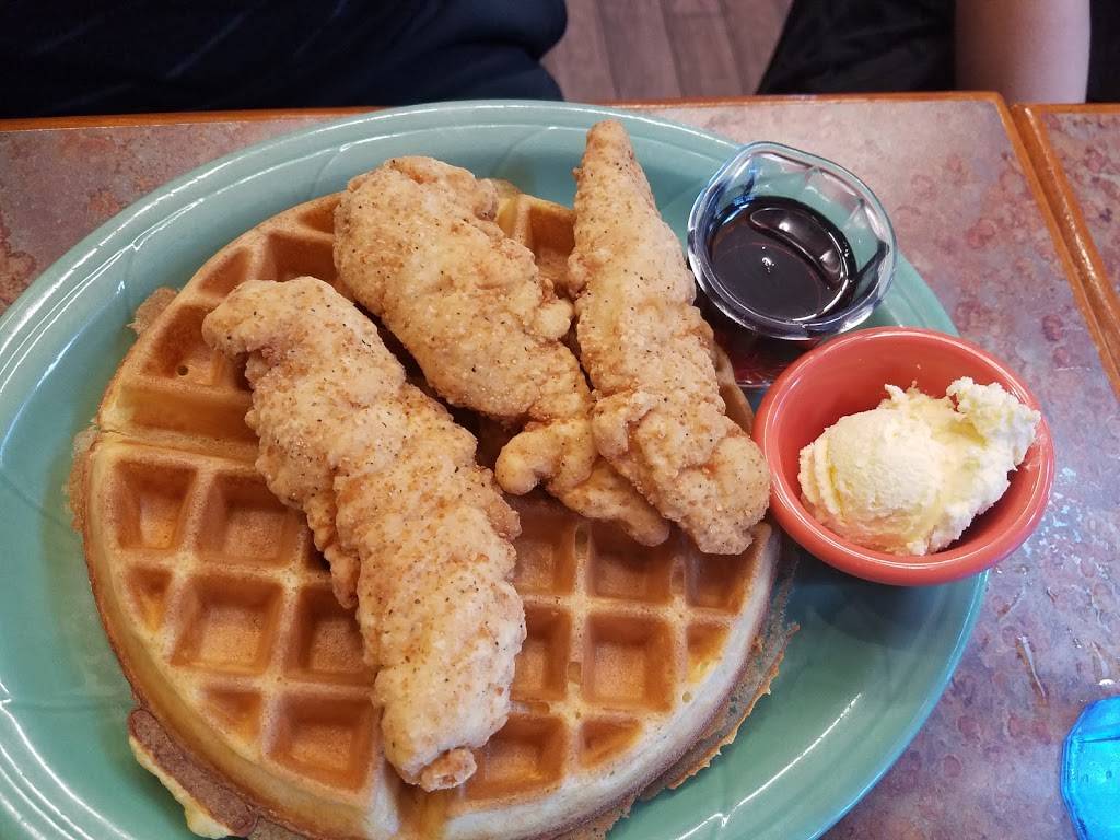 Biscuits Cafe | restaurant | 19420 N 59th Ave, Glendale, AZ 85308, USA | 6233762440 OR +1 623-376-2440