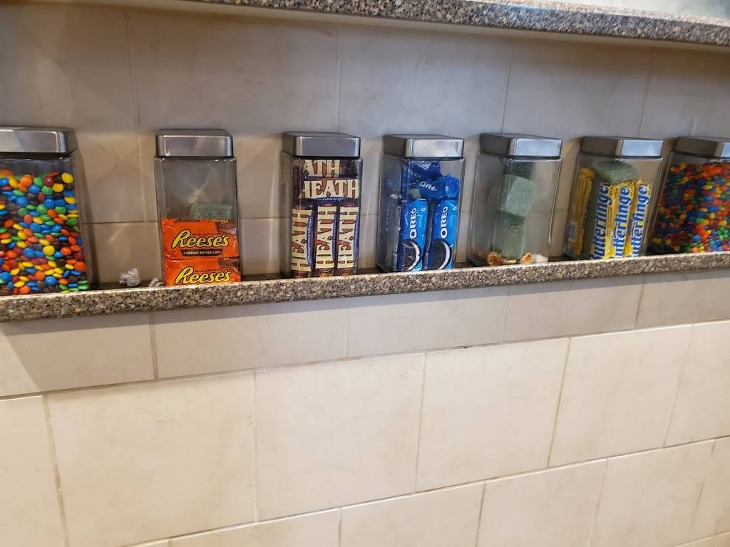 Dairy Queen Grill & Chill | restaurant | 80 Blue Heron Drive, Ridgeland, SC 29936, USA | 8437262195 OR +1 843-726-2195