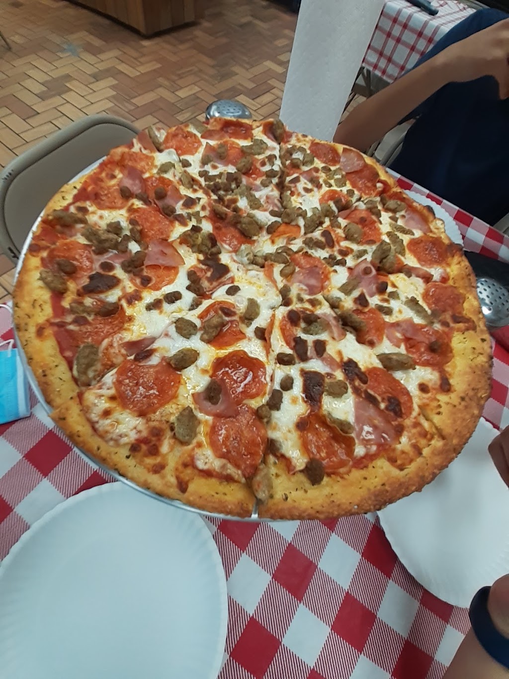 Wild Coyote Pizza | restaurant | 239 W Expy 83, La Joya, TX 78560, USA | 9566007077 OR +1 956-600-7077