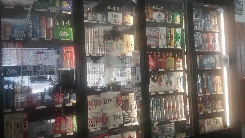 Six Pacs N More | restaurant | 308 Parkhill Dr, Johnstown, PA 15909, USA | 8142544282 OR +1 814-254-4282