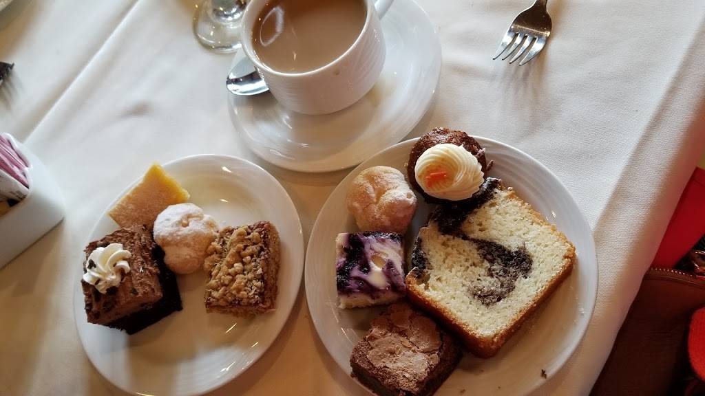 Harrys Savoy Grill & Ballroom | restaurant | 2020 Naamans Rd, Wilmington, DE 19810, USA | 3024753000 OR +1 302-475-3000