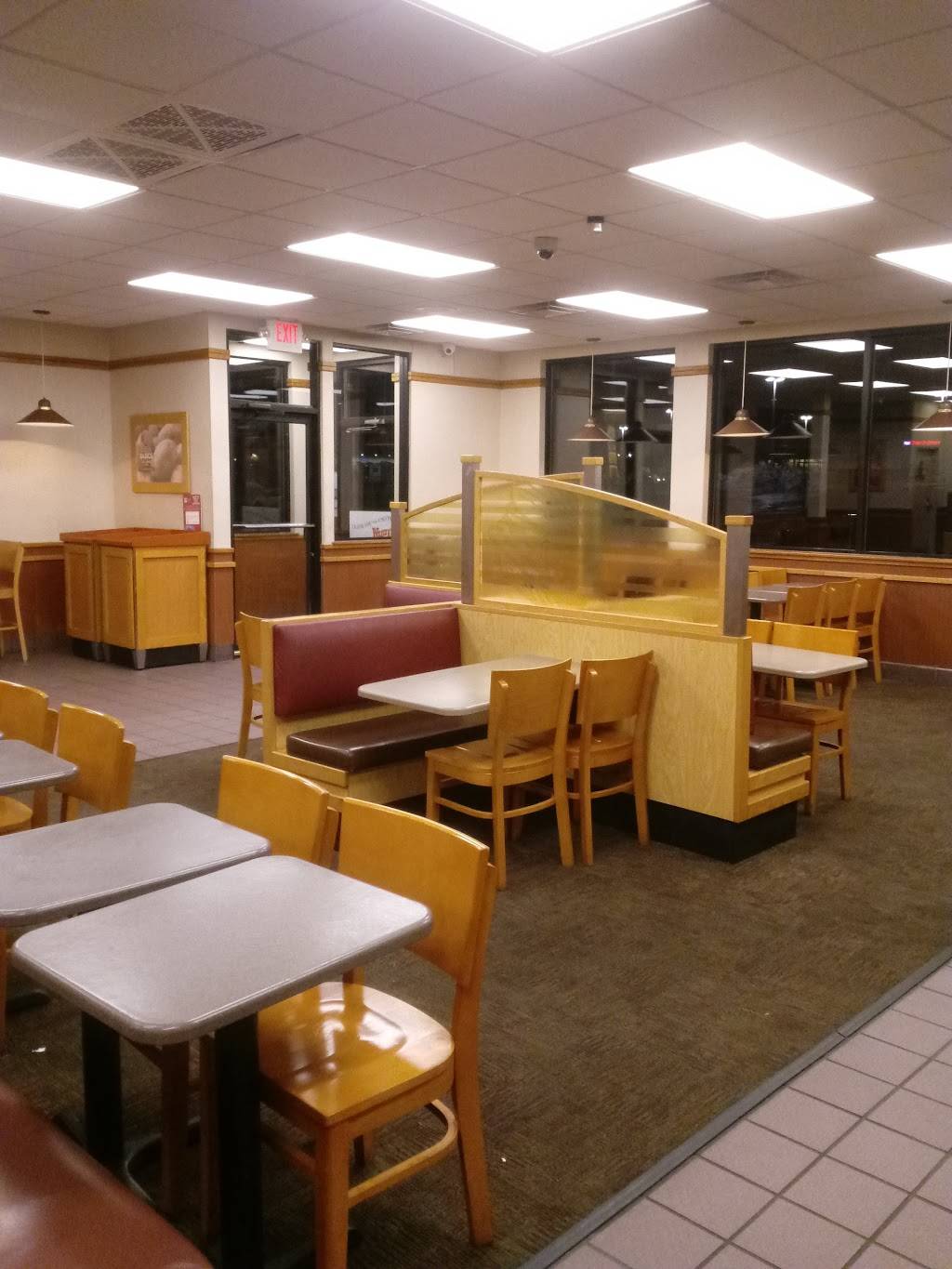 Wendys | restaurant | 700 E Hunting Park Ave, Philadelphia, PA 19124, USA | 2157433931 OR +1 215-743-3931
