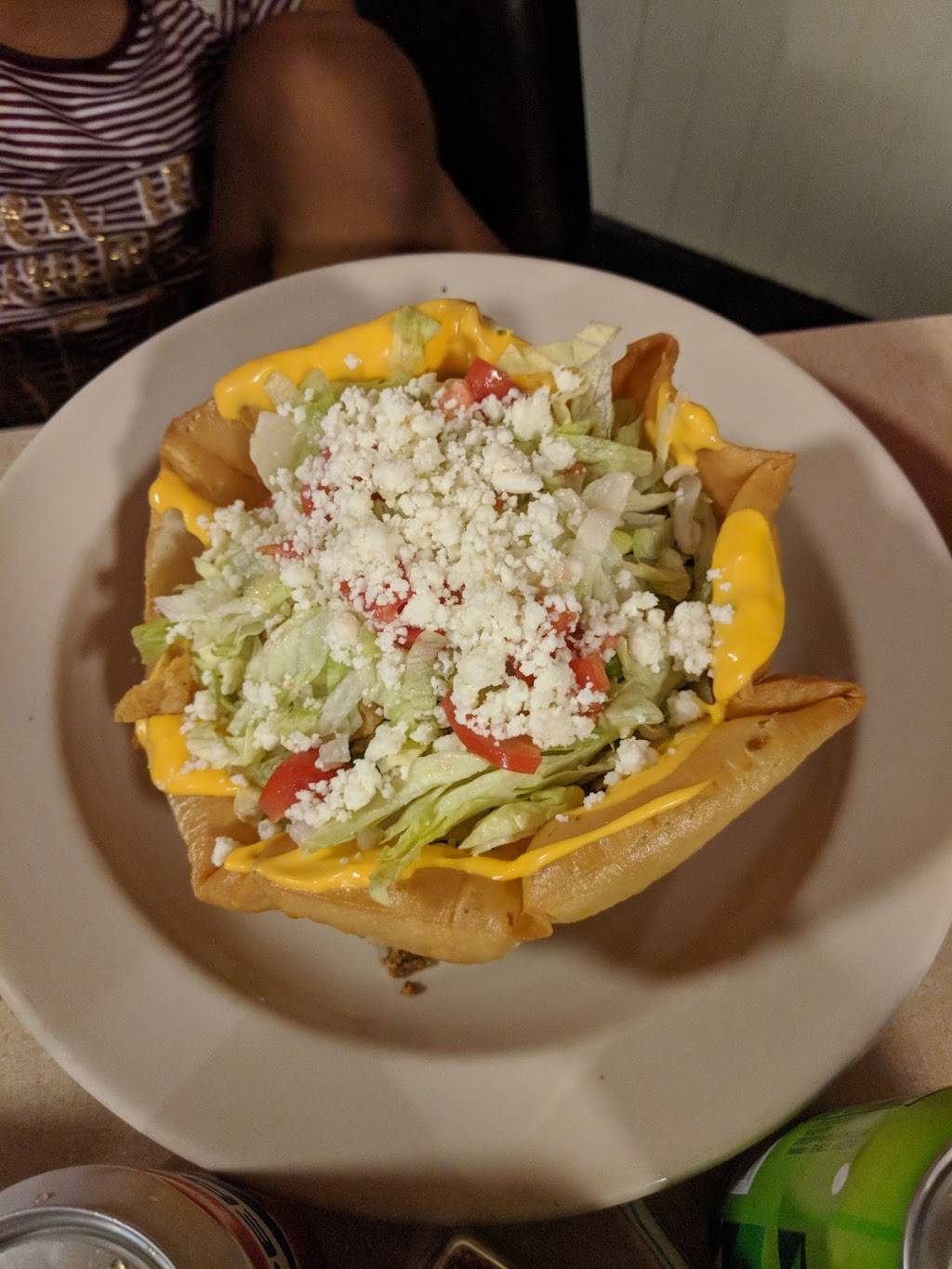 Audis Restaurant | restaurant | 161 N Cherry St, Galesburg, IL 61401, USA | 3093431111 OR +1 309-343-1111