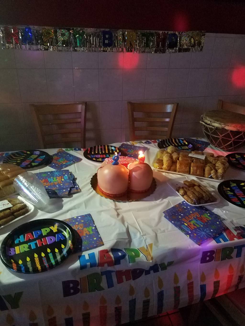 Cafe Krystal | restaurant | 3804 W 12th Ave, Hialeah, FL 33012, USA | 3055578751 OR +1 305-557-8751