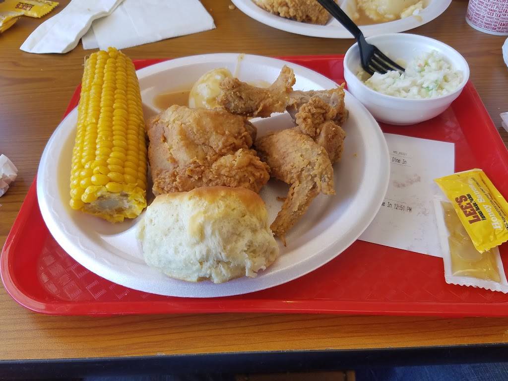 Lees Famous Recipe Chicken | restaurant | 2011 N Verity Pkwy, Middletown, OH 45042, USA | 5134232999 OR +1 513-423-2999