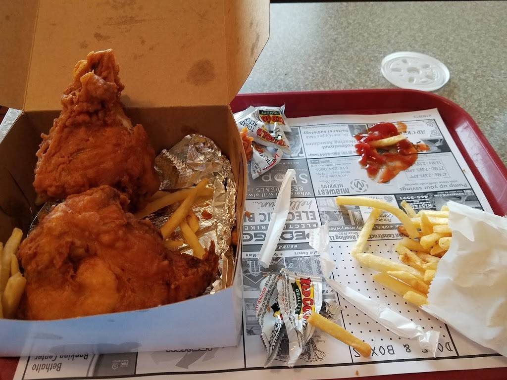 Woodys Drive-In | restaurant | 110 Northport Dr, Godfrey, IL 62035, USA | 6184667840 OR +1 618-466-7840