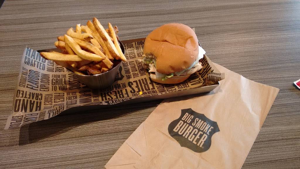 Big Smoke Burger | restaurant | Sherway Gardens Mall, 25 The West Mall, Etobicoke, ON M9C 1B8, Canada | 4166214848 OR +1 416-621-4848