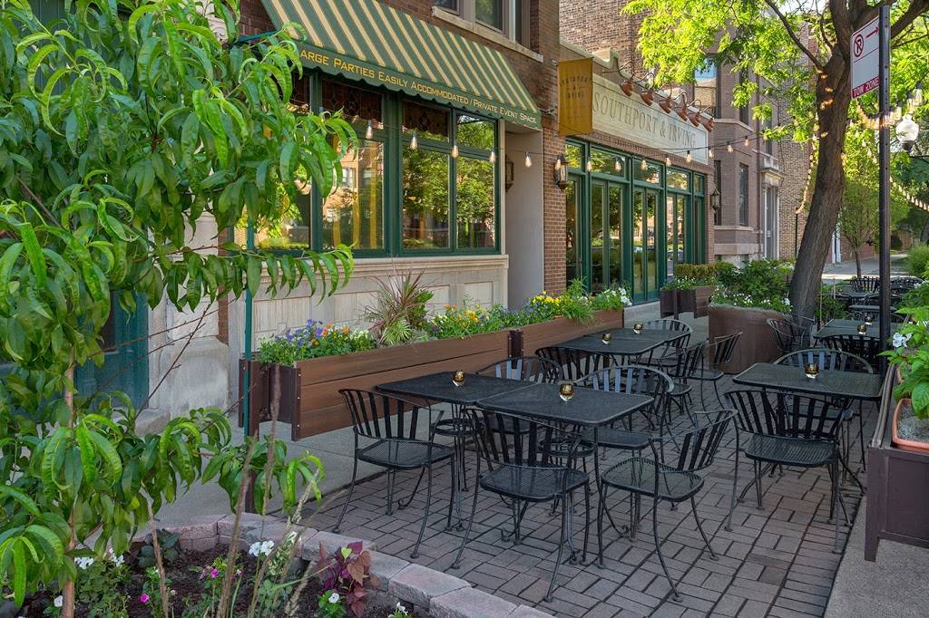 Southport & Irving SIP | restaurant | 4000 N Southport Ave, Chicago, IL 60613, USA | 7738572890 OR +1 773-857-2890