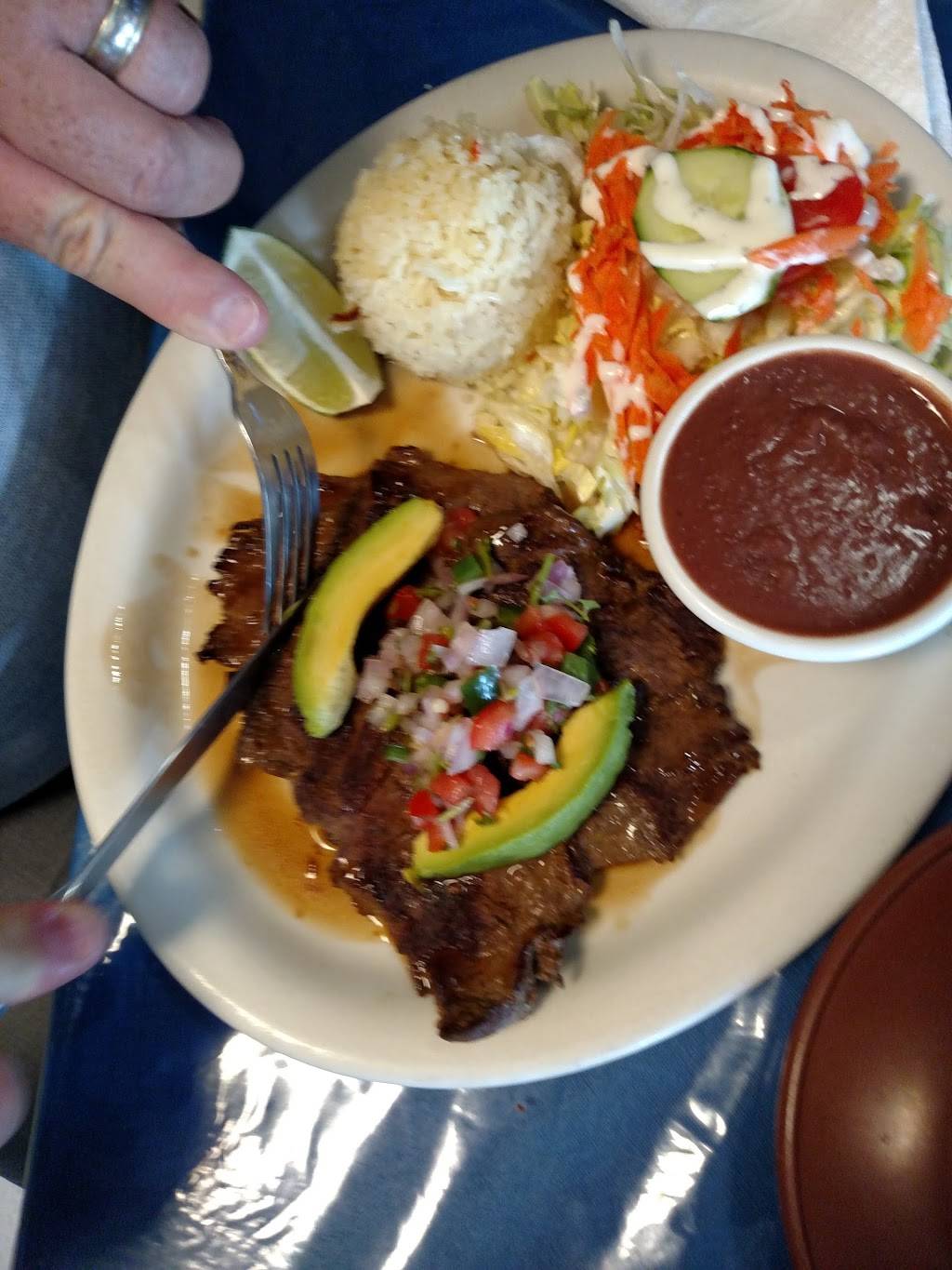 Las Delicias | restaurant | 626 Admiral Dr, Annapolis, MD 21401, USA | 4105730500 OR +1 410-573-0500