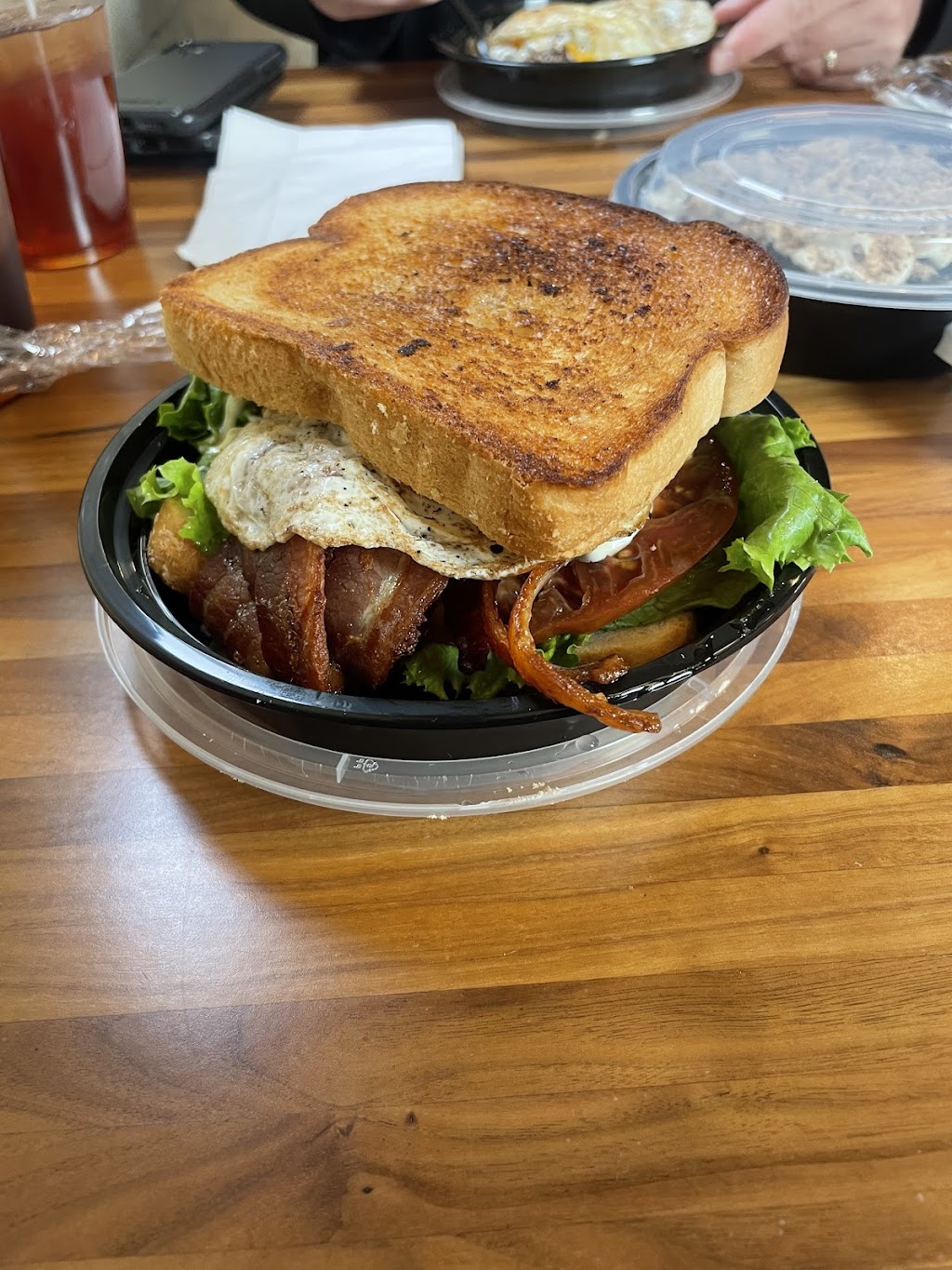 Just Put An Egg On It | restaurant | 11 NE 6th St, Oklahoma City, OK 73104, USA | 4052944740 OR +1 405-294-4740