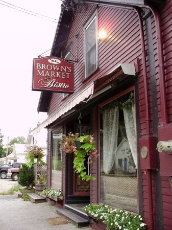 Browns Market Bistro | restaurant | 1261 Scott Hwy, Groton, VT 05046, USA | 8025844124 OR +1 802-584-4124