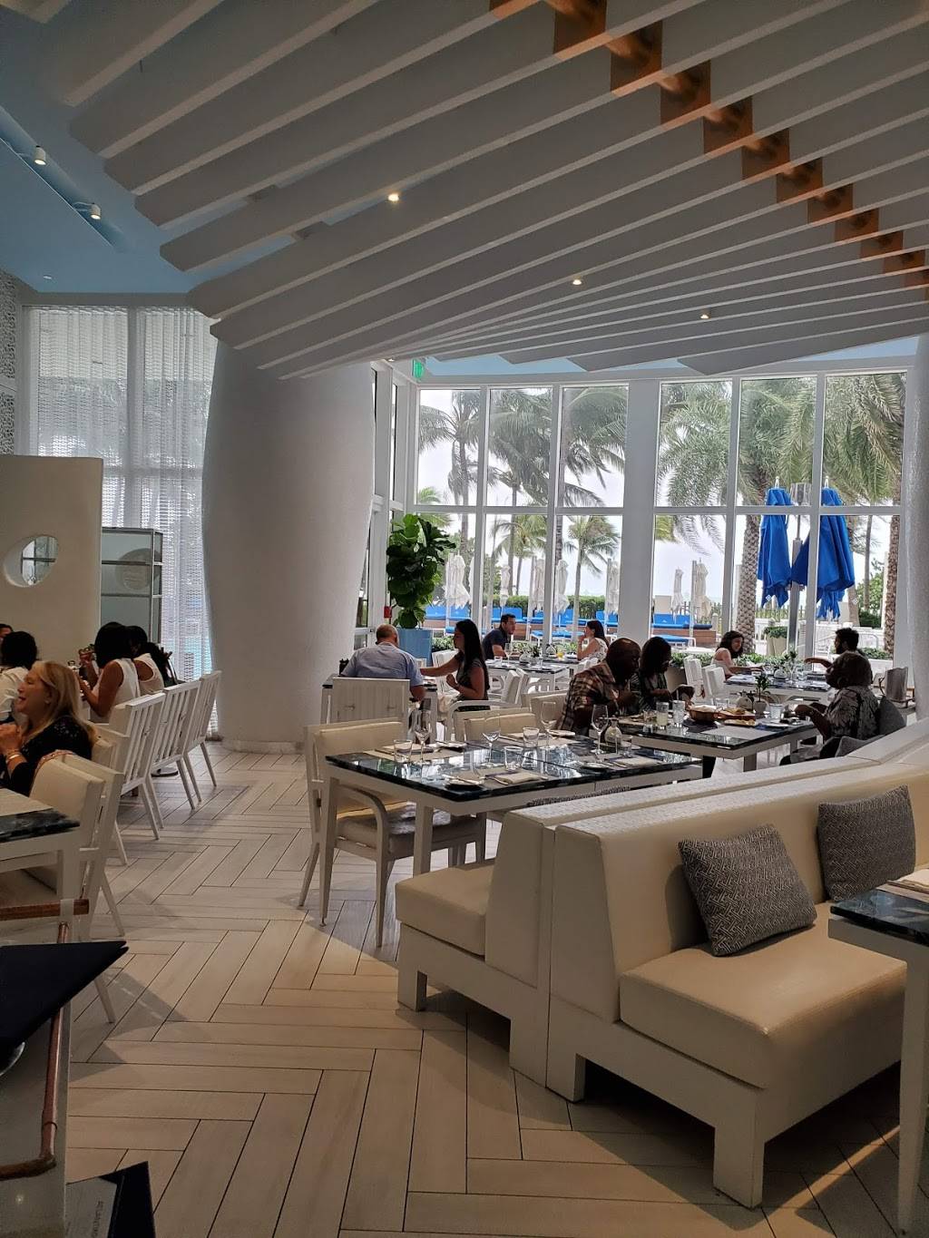 Atlantikos | restaurant | 9703 Collins Ave, Bal Harbour, FL 33154, USA | 3059933300 OR +1 305-993-3300