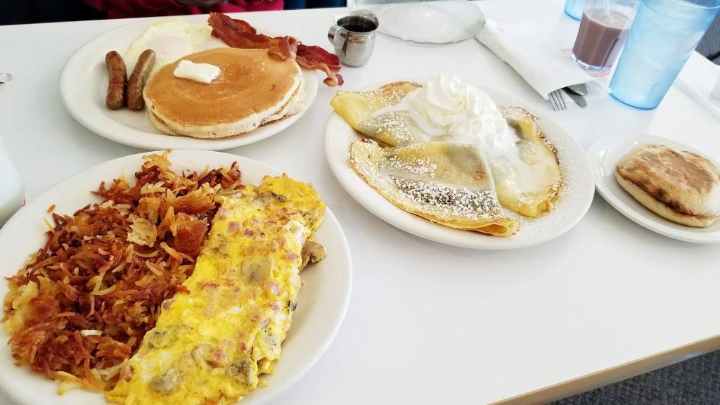 Harrys Diner | restaurant | 2504 Calumet Dr, Sheboygan, WI 53083, USA | 9204585200 OR +1 920-458-5200