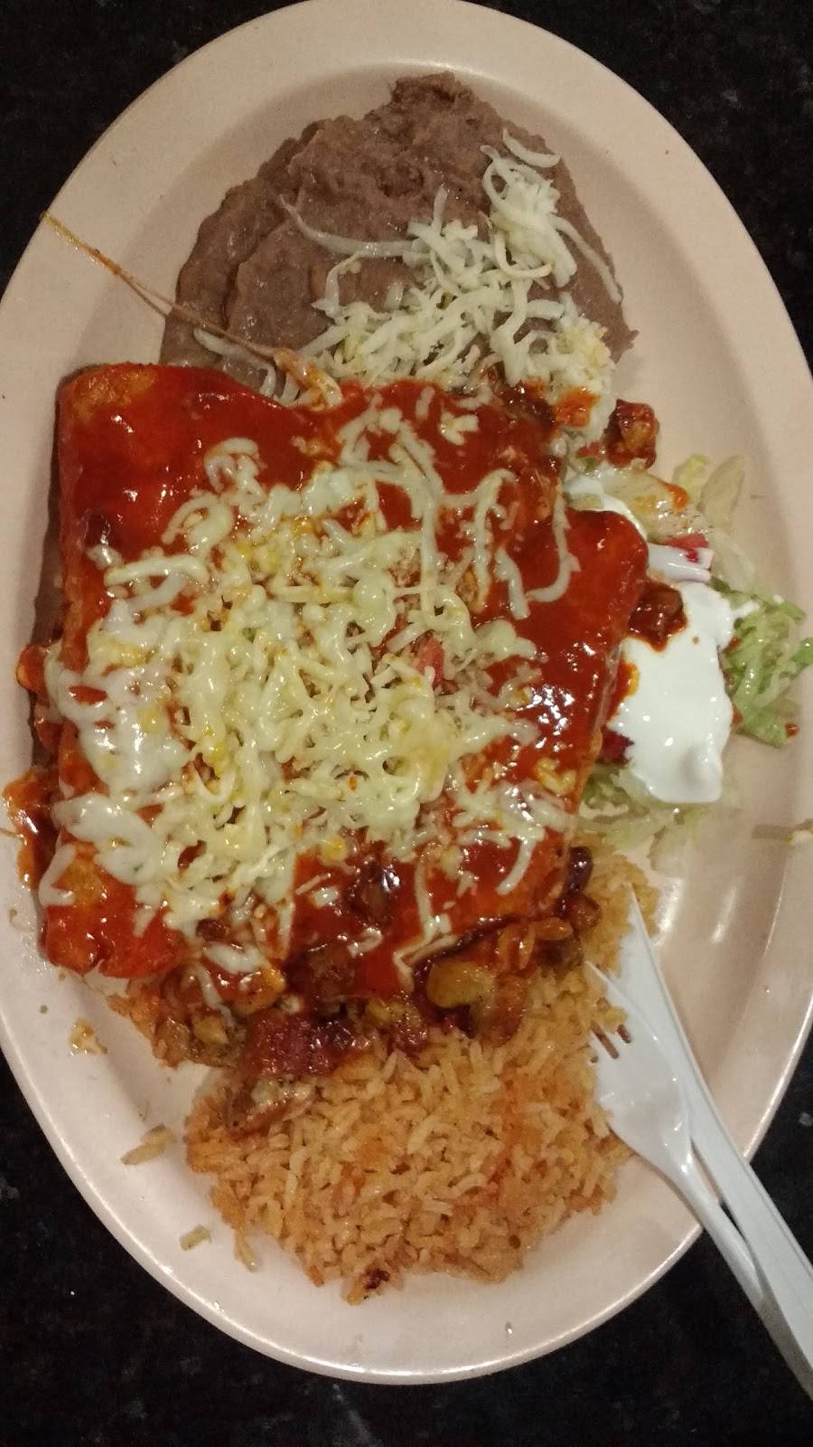 Fast Super Burrito | restaurant | 1924 W Irving Park Rd, Chicago, IL 60613, USA | 7732484081 OR +1 773-248-4081