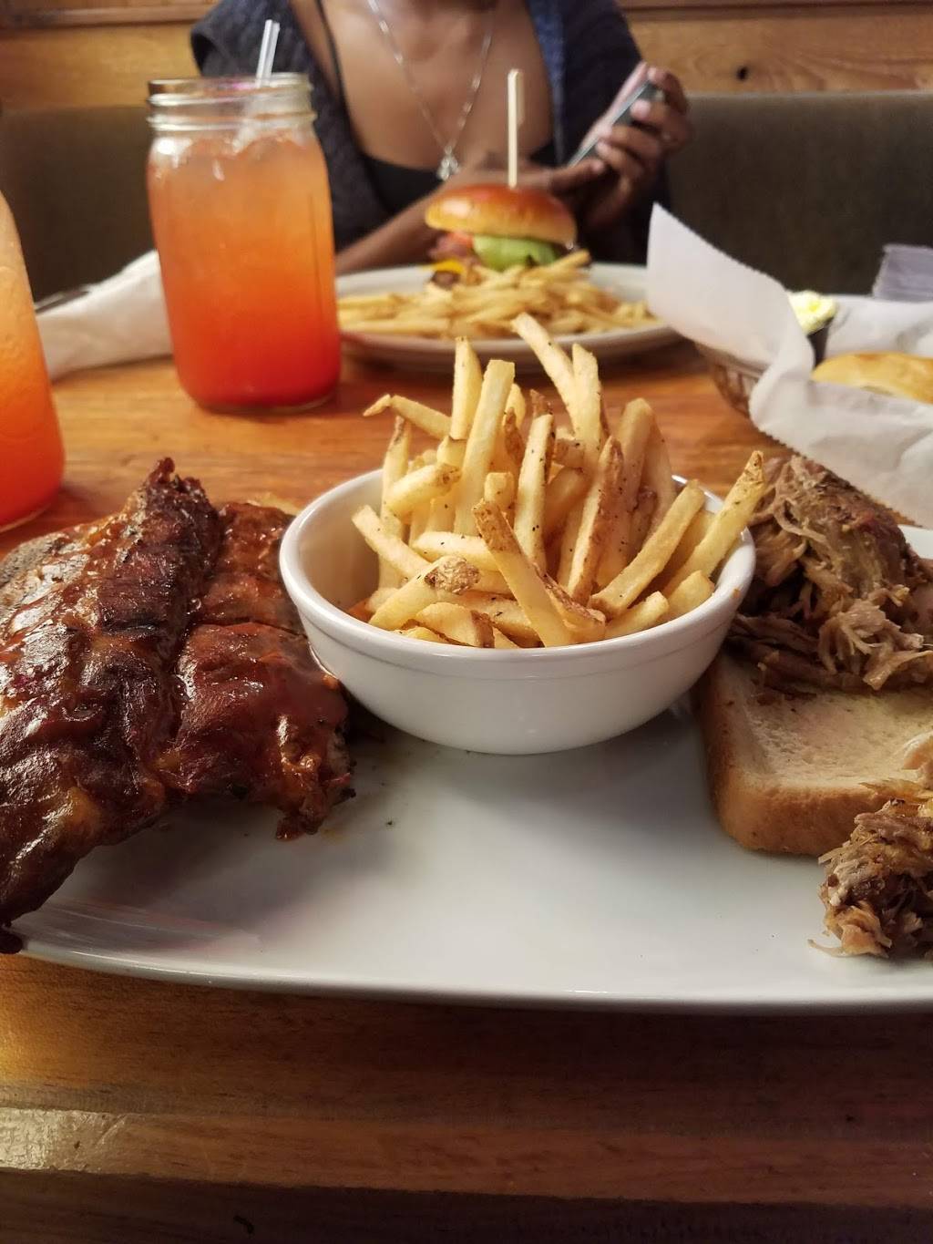 Ruby Tuesday | restaurant | 1201 N Military Hwy, Norfolk, VA 23502, USA | 7574615116 OR +1 757-461-5116