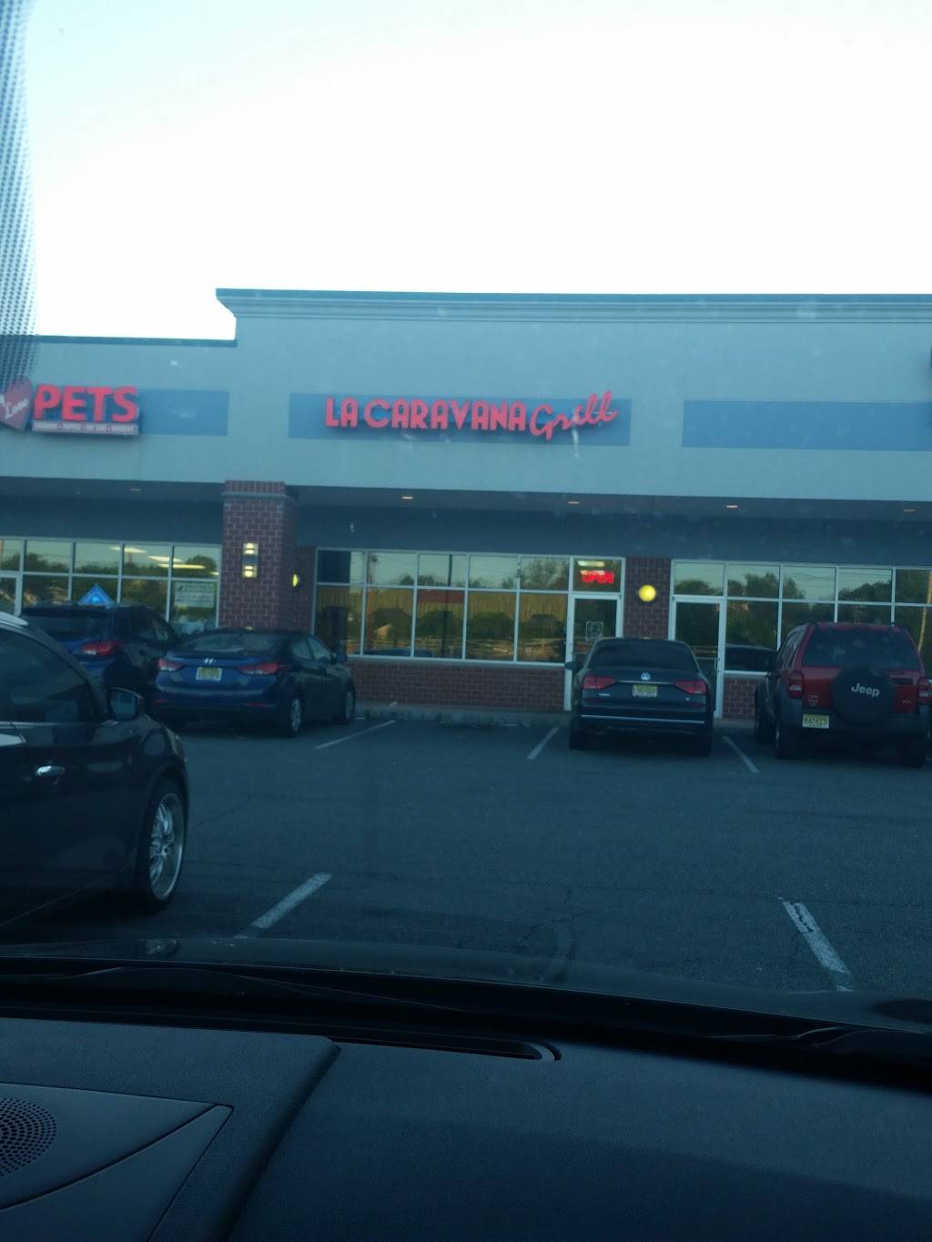 La Caravana Grill - Belleville | restaurant | 229 Main St, Belleville, NJ 07109, USA | 9734504356 OR +1 973-450-4356