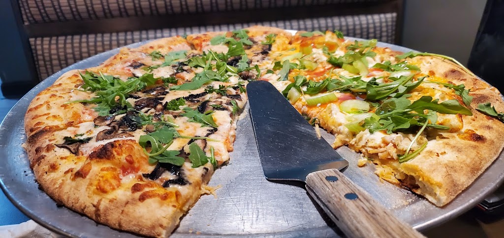 Parks Twisted Pizzeria and Grill | restaurant | 2819 Mahan Dr STE 110, Tallahassee, FL 32308, USA | 8509998147 OR +1 850-999-8147