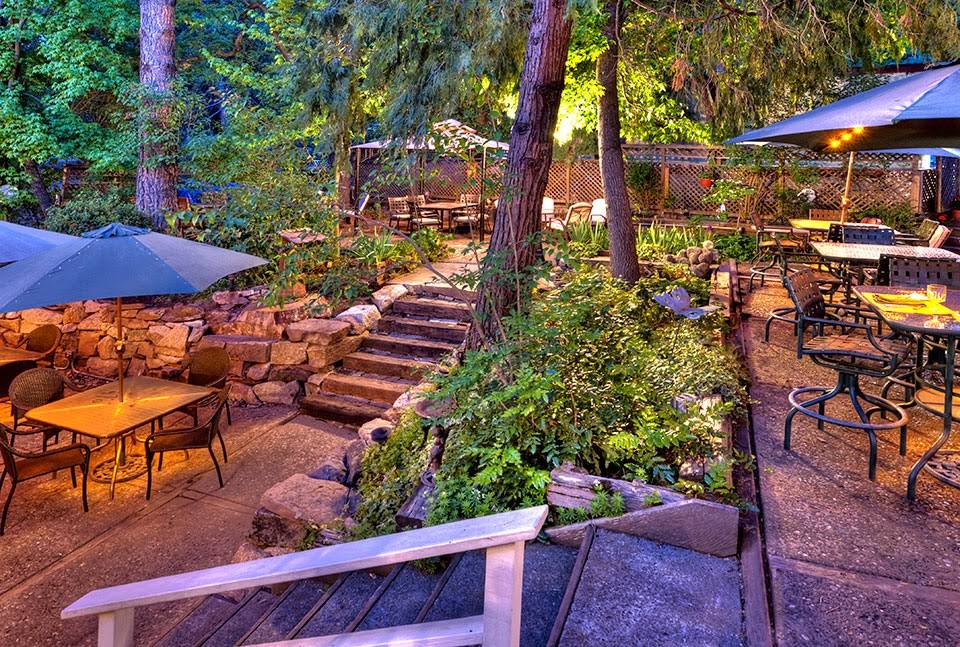 Groveland Hotel | restaurant | 18767 Main St, Groveland, CA 95321, USA | 2099624000 OR +1 209-962-4000