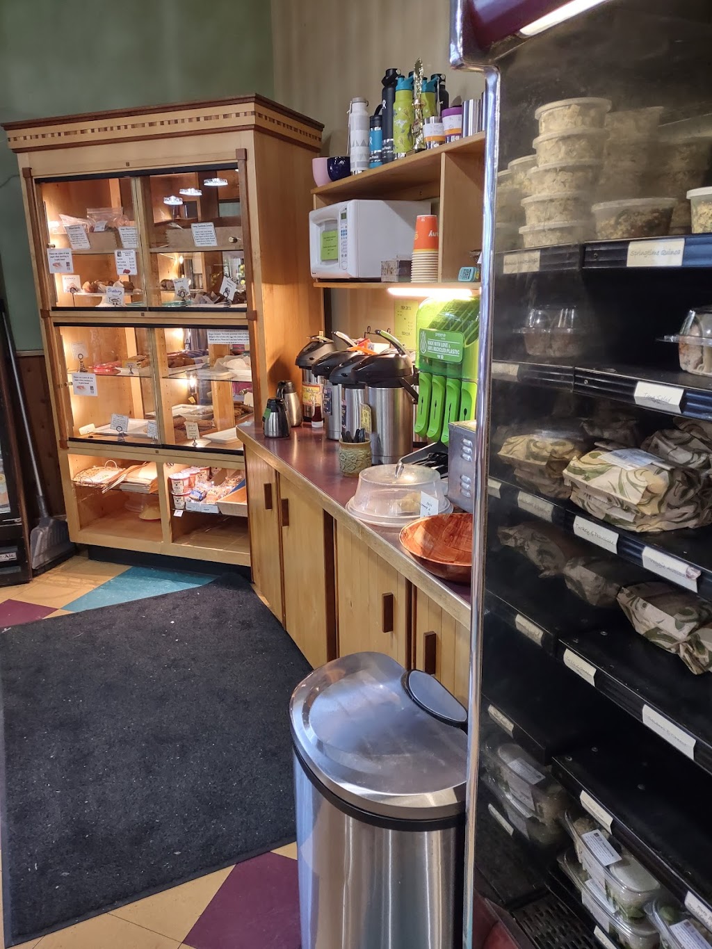 Feather River Food Co-op - Quincy | bakery | 269 Main St, Quincy, CA 95971, USA | 5302833528 OR +1 530-283-3528