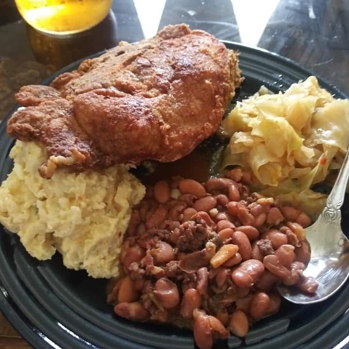 Nicoles Kitchen | restaurant | 5530 Flamingo Dr, Houston, TX 77033, USA | 8329745231 OR +1 832-974-5231