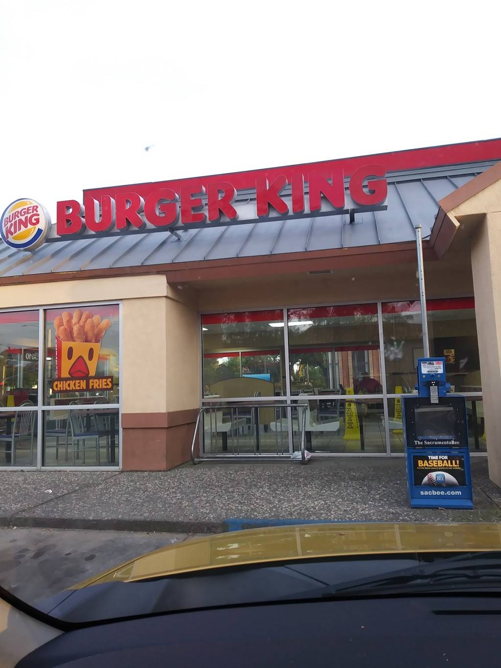 Burger King | restaurant | 5610 Freeport Blvd, Sacramento, CA 95822, USA | 9164218659 OR +1 916-421-8659