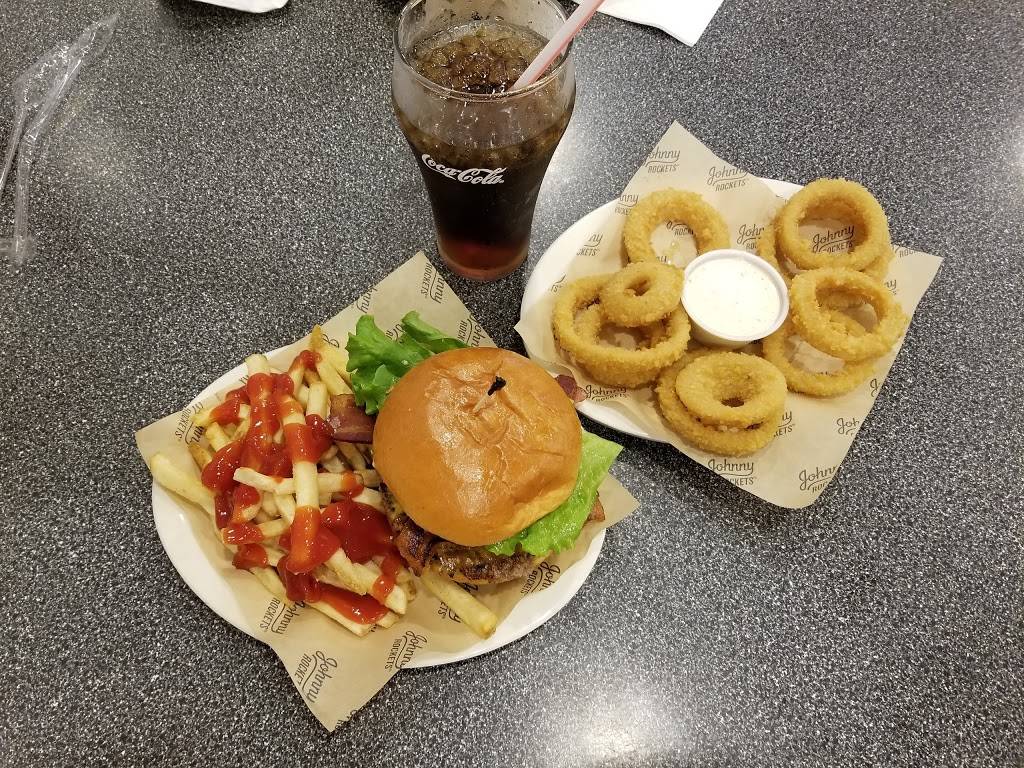 Johnny Rockets | restaurant | 3230 N John Young Pkwy, Kissimmee, FL 34741, USA | 4078705310 OR +1 407-870-5310