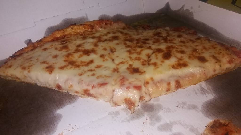 Hungry Howies | restaurant | 314 FL-19, Palatka, FL 32177, USA | 3865307101 OR +1 386-530-7101