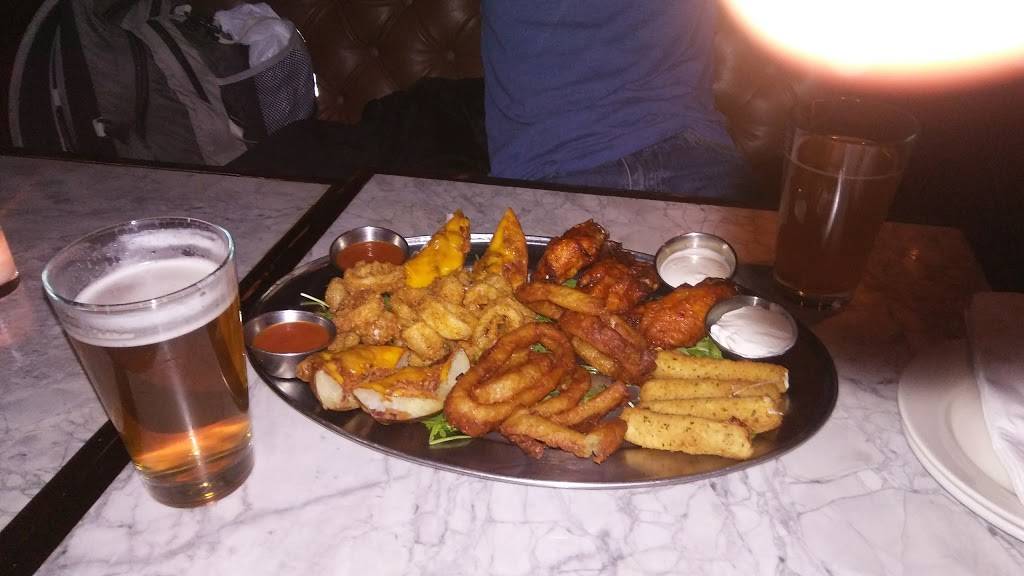 Bedford Falls | restaurant | 206 E 67th St, New York, NY 10065, USA | 2127178181 OR +1 212-717-8181