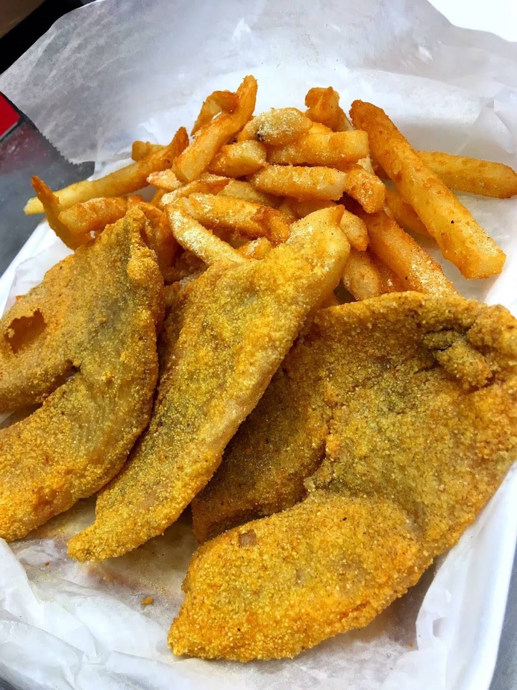 Express Gyros | restaurant | 5130 W Hampton Ave, Milwaukee, WI 53218, USA | 4144665456 OR +1 414-466-5456