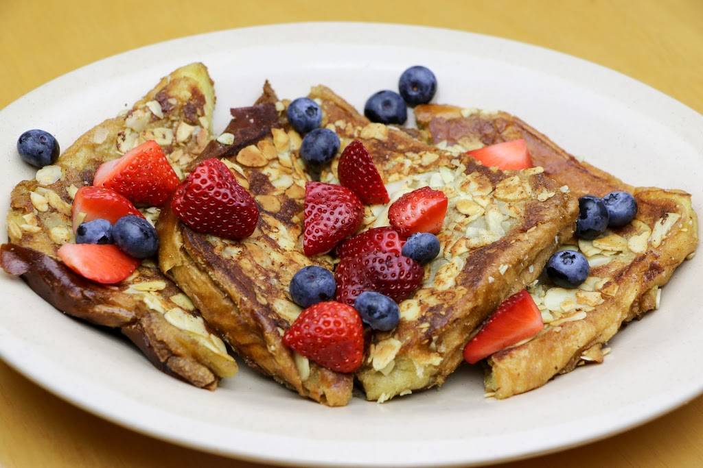 Bagel Cove Restaurant & Deli | bakery | 19003 Biscayne Blvd, Aventura, FL 33180, USA | 3059354029 OR +1 305-935-4029