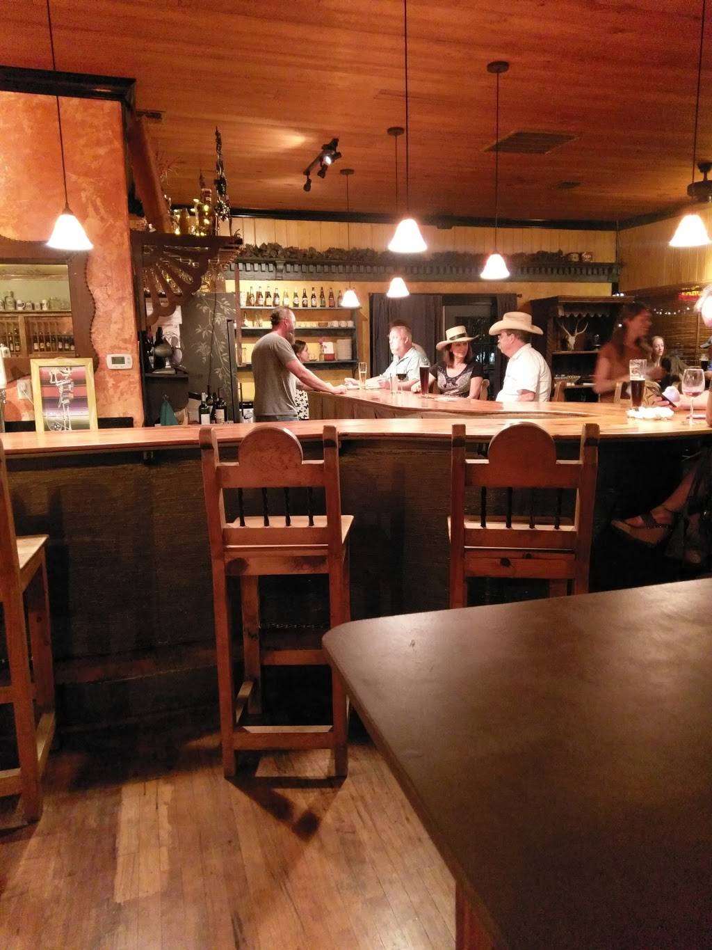 Mulberry St. Pub & Grub | restaurant | 823 Main St, Bandera, TX 78003, USA | 8307969463 OR +1 830-796-9463