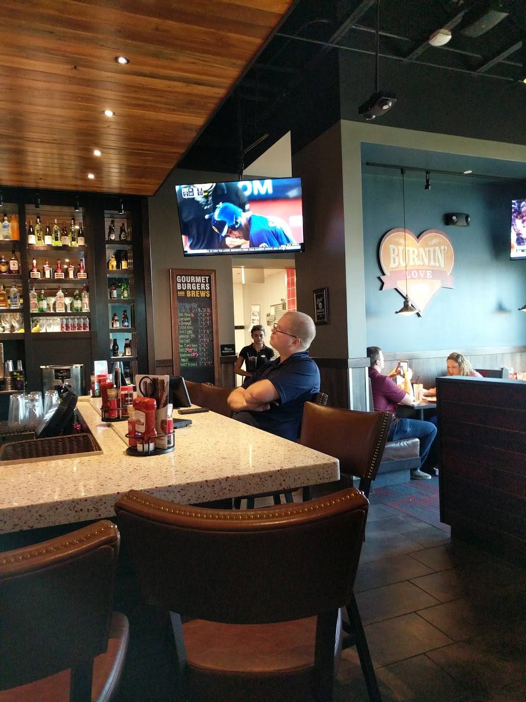 Red Robin Gourmet Burgers and Brews | restaurant | 2032 Crossings Blvd, Spring Hill, TN 37174, USA | 9314518059 OR +1 931-451-8059