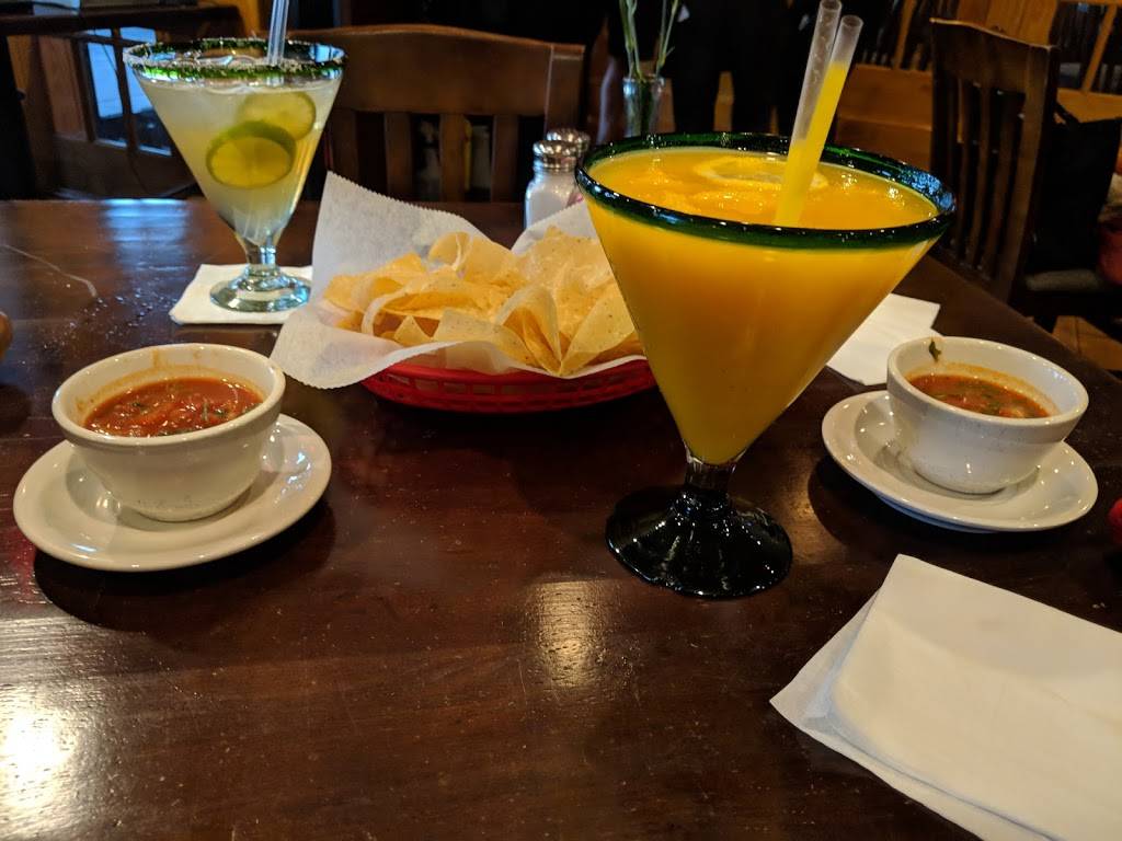 Los Tios Grill (Van Dorn) | restaurant | 241 S Van Dorn St, Alexandria, VA 22304, USA | 7037469054 OR +1 703-746-9054