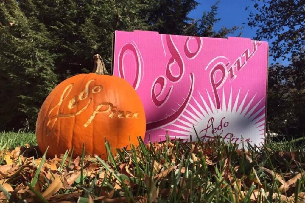 Ledo Pizza | meal takeaway | 135 Crooked Run Plaza, Front Royal, VA 22630, USA | 5406357400 OR +1 540-635-7400