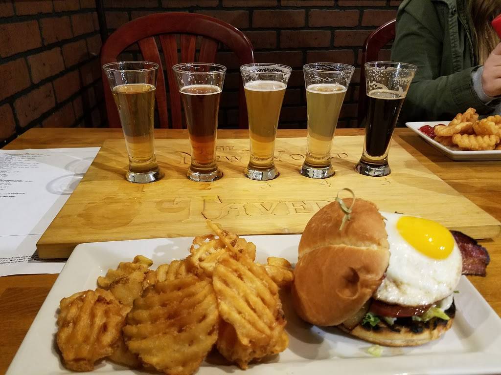 The New World Tavern | restaurant | 56 Main St, Plymouth, MA 02360, USA | 5089274250 OR +1 508-927-4250