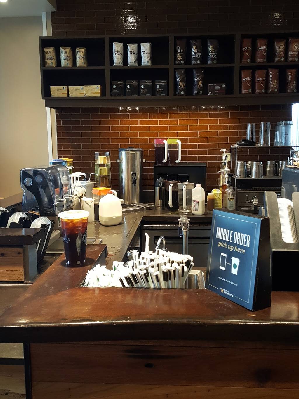 Starbucks | cafe | 25360 Eastern Marketplace Plaza Suite 100, Chantilly, VA 20152, USA | 5713674948 OR +1 571-367-4948