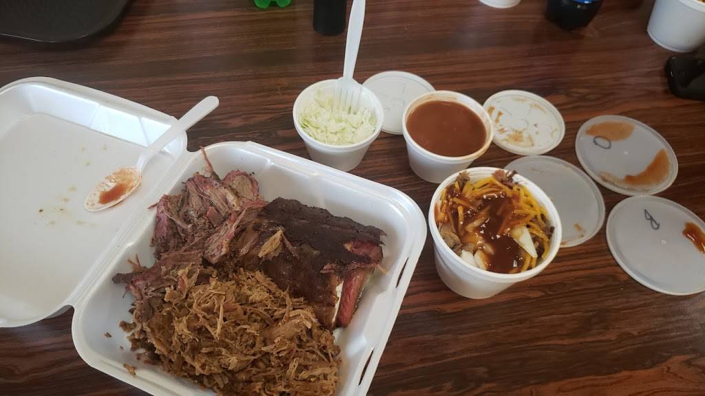 Dannys BBQ | restaurant | 305 S Main St, Lewistown, PA 17044, USA | 7172421122 OR +1 717-242-1122