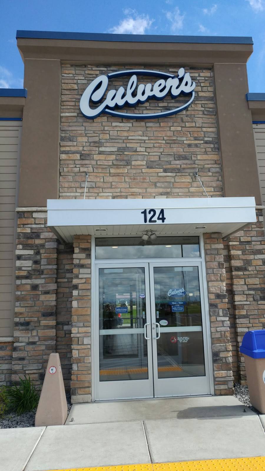 Culvers | restaurant | 124 Grant Way, New Richmond, WI 54017, USA | 7152465111 OR +1 715-246-5111