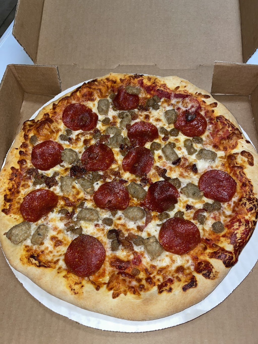 Amigos5star | restaurant | 401 Martin Luther King Dr, Jeanerette, LA 70544, USA | 3375792042 OR +1 337-579-2042